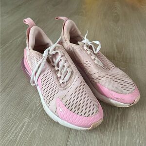 Nike Women's Pink Sneakers